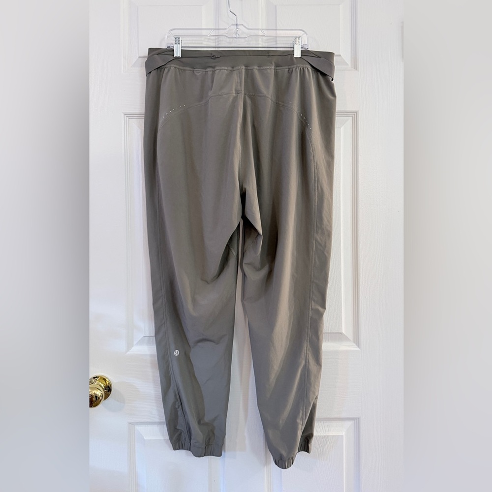 Lululemon Adapted State High-Rise Airflow Jogger in 'Cobalt Dust' - Women's 14 - Picture 5 of 13